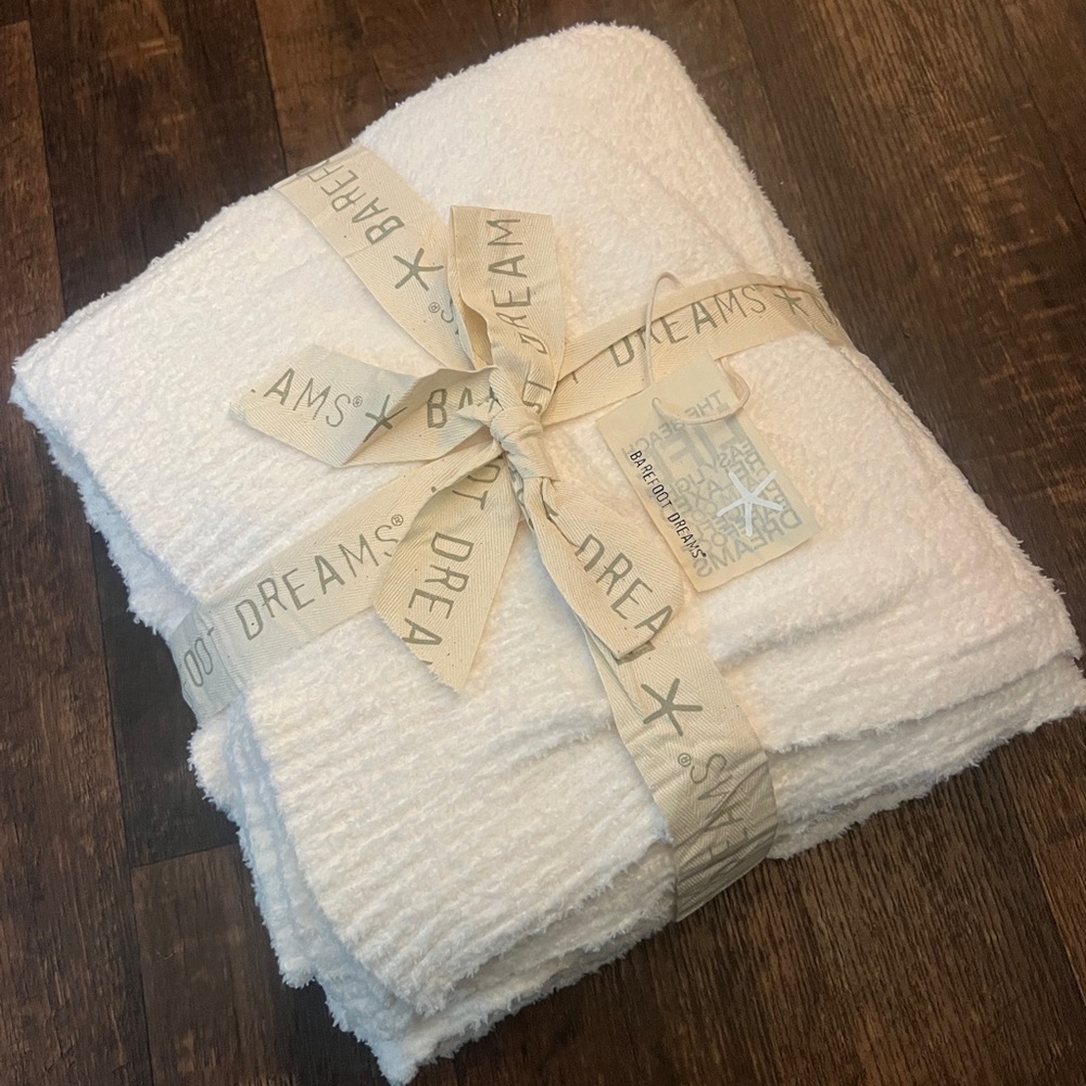 Barefoot Dreams Cozy Chic Blanket